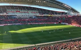 飞牛B组首秀艰难获胜，WE大场12连败，RW侠的状态很难走出B组！